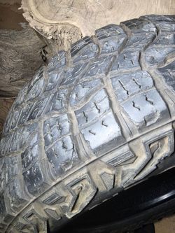 1 Goodyear Wrangler Lt 275 65 18