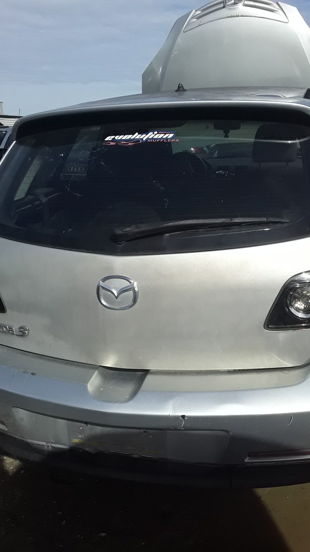 2004 Mazda 3 hatchback for parts