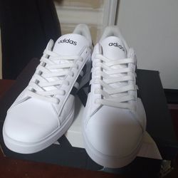 Adidas grand Court 2.0