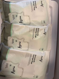 Motif breastmilk storage bags