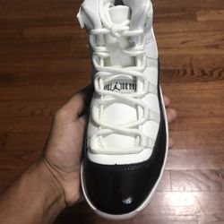 Jordan 11 Retro (PS) Size 3y