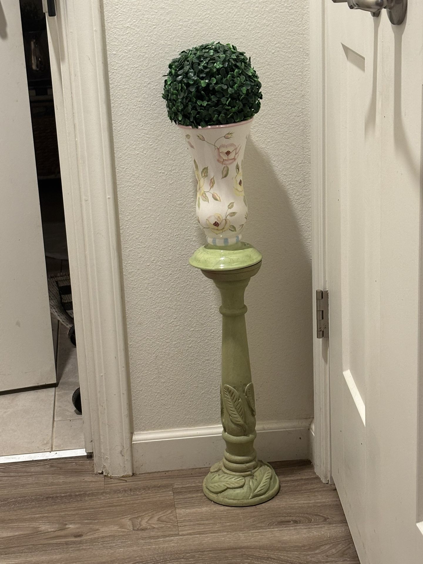 18” Candle Holder With 24” Floral Vase And Green Boxwood Ball