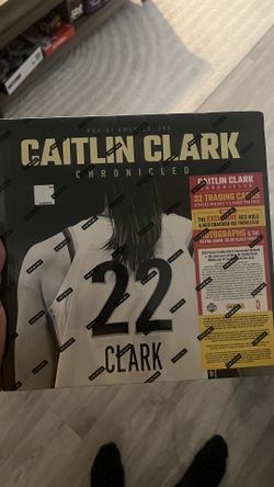 🔥 NEW 2025 Panini Caitlin Clark Chronicles Target Exclusive book w 32 cards!🔥