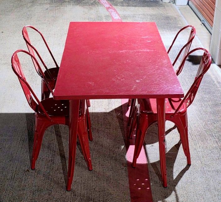 Red Metal Outdoor Table W/ 6 Chairs