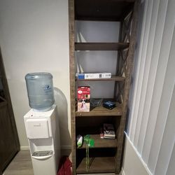 Bookshelf
