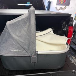 Uppababy Bassinet Gray