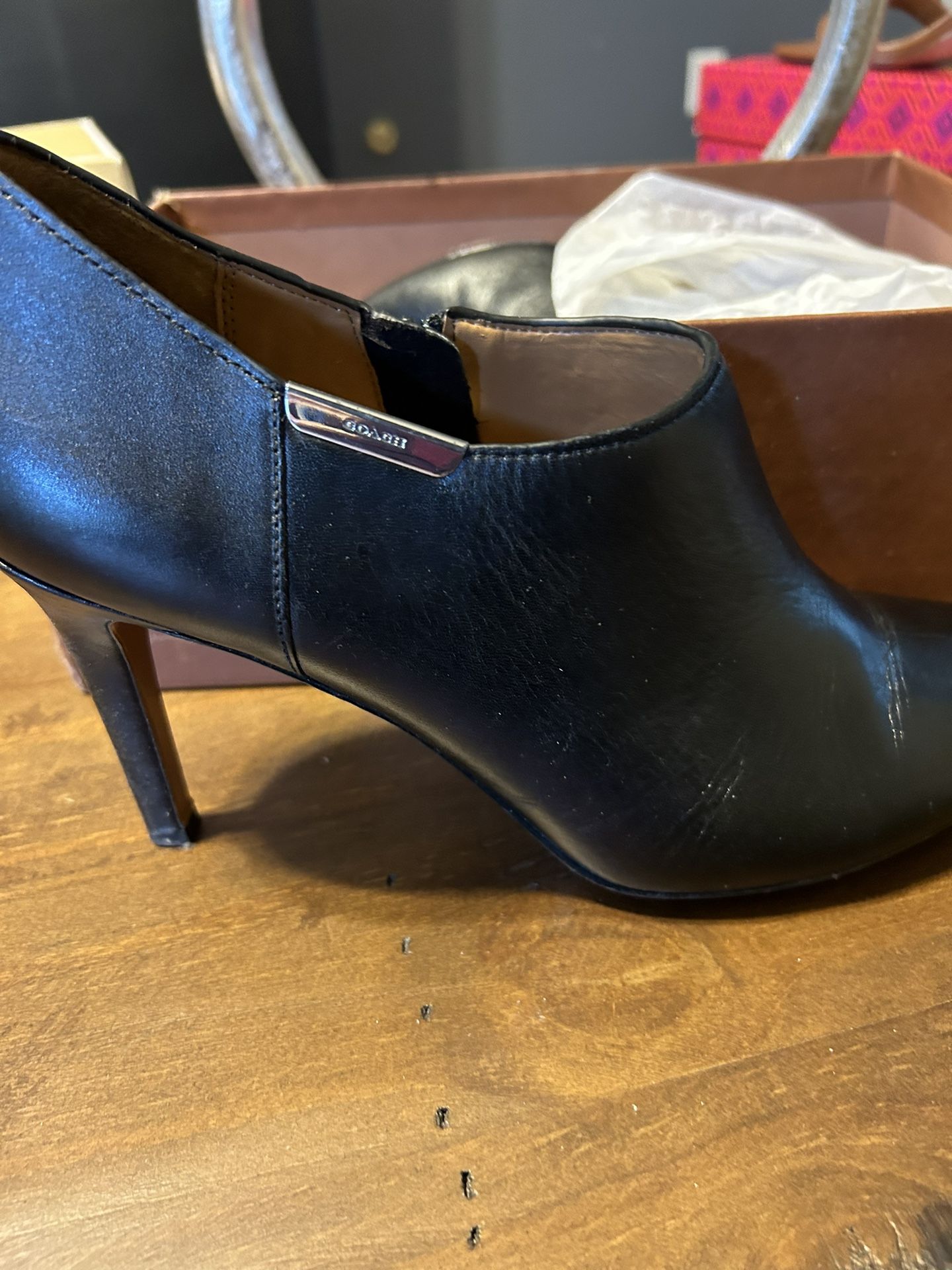 Coach Shoe