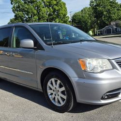 Chrysler Town And Country