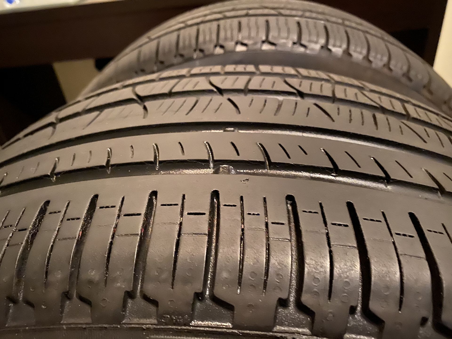 255/50R19 Pirelli Run flat 2 tires for Sale in Santa Ana, CA - OfferUp