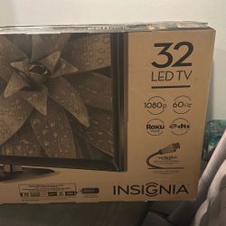 32 Inch Tv (insignia)