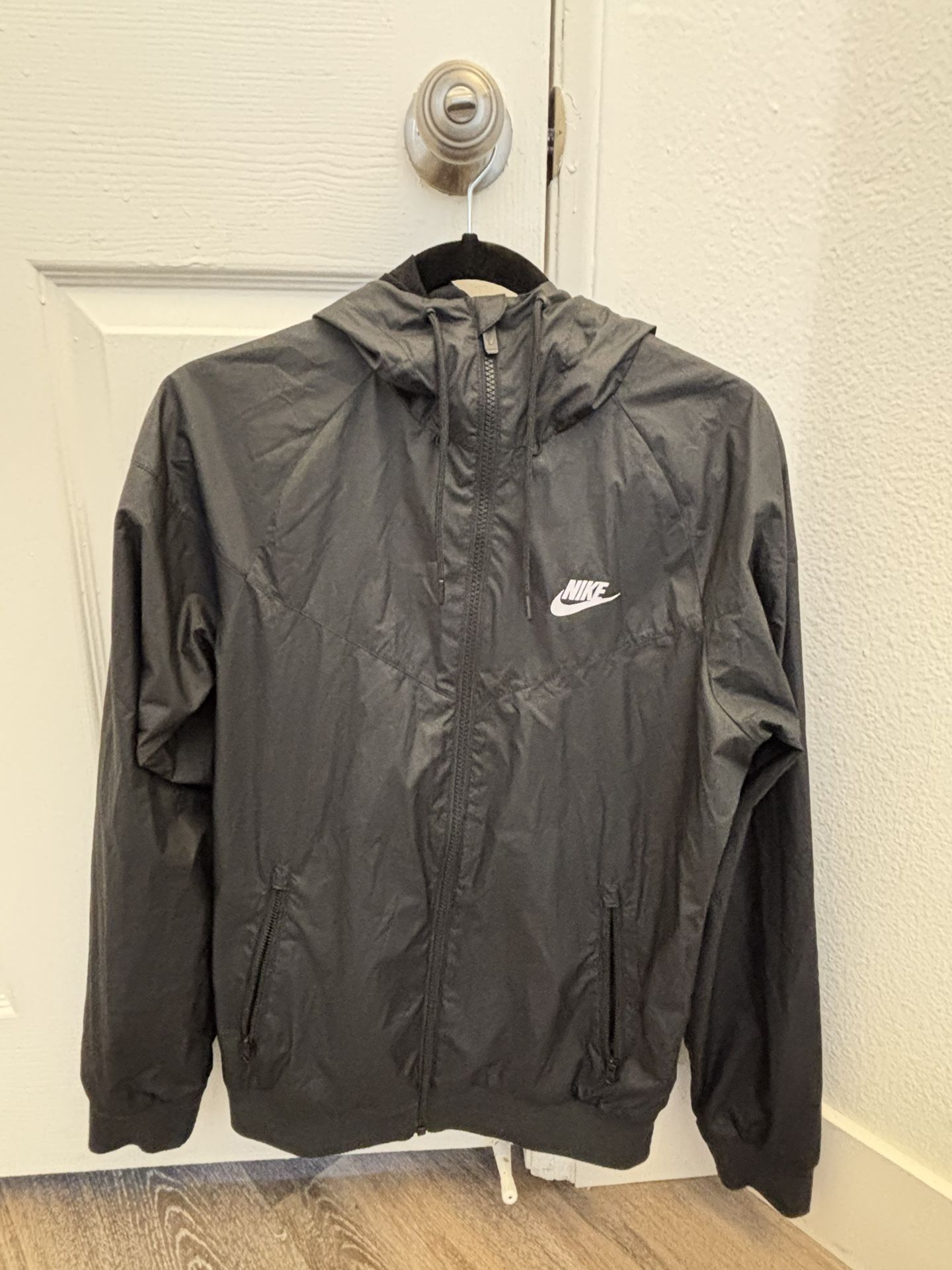 Black Nike Windbreaker - Excellent Condition