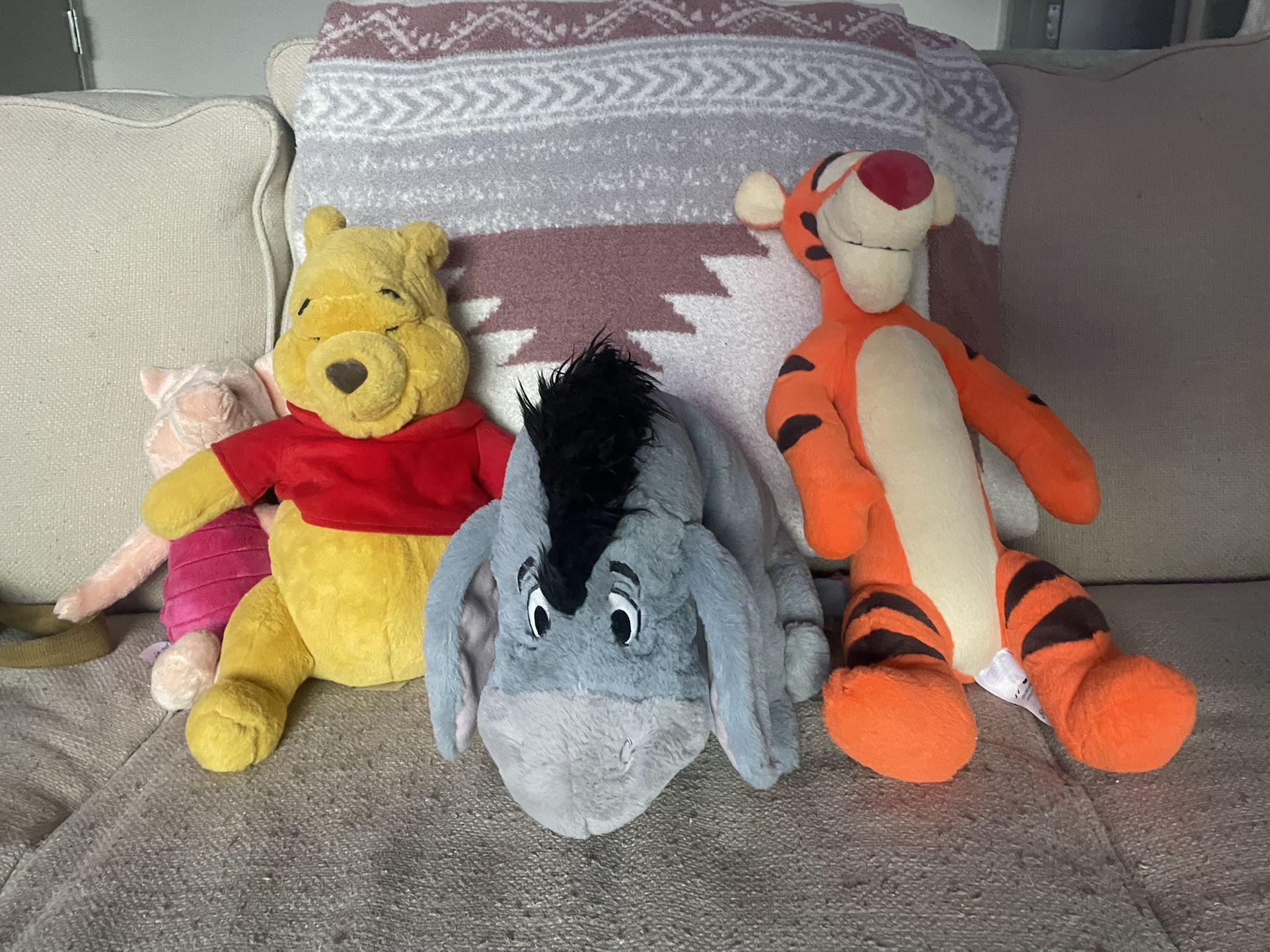 winnie the pool stuffed animal set