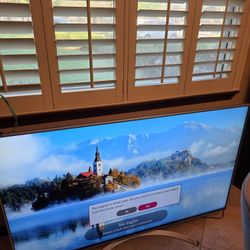 SUPER UHD 4K HDR Smart LED TV - 65" Class 