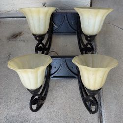 Two-light wall-mounted fixture (two Pairs)