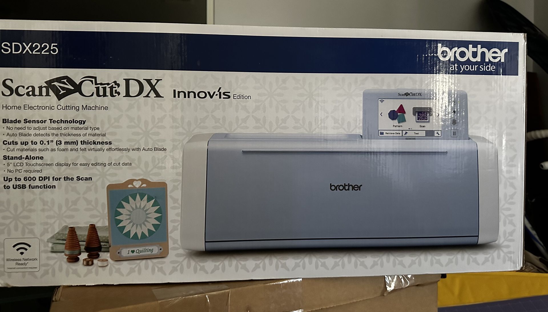 OBO BRAND NEW Brother Scan N Cut SDX225 w 6 Mats a Roll of Vinyl TOP OF LINE Vinyl Cutter