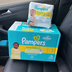 Pampers Size One With The Wipes 