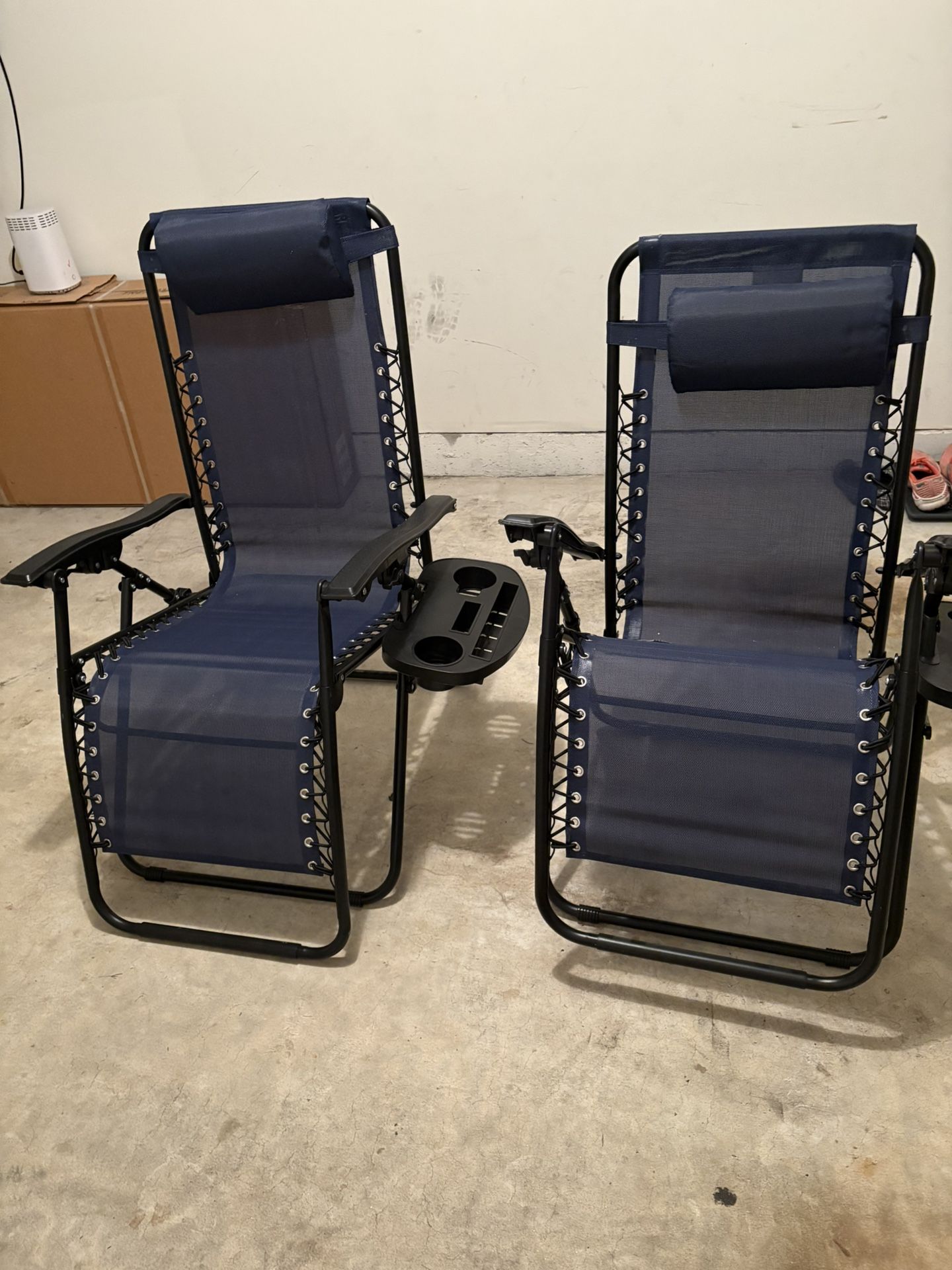 Beach gravity Chairs 
