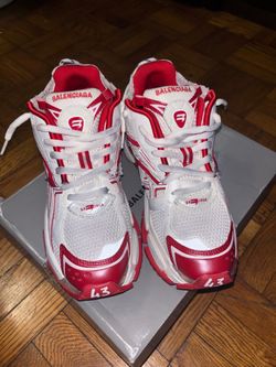 Red white balenci runners icy brand new (box included and everything)  firm on price