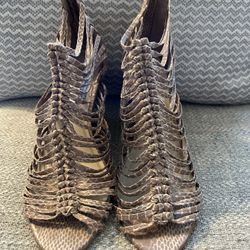 Zigi Soho Women’s Size 9 Faux Snake Skin Gladiator Wedge Sandals