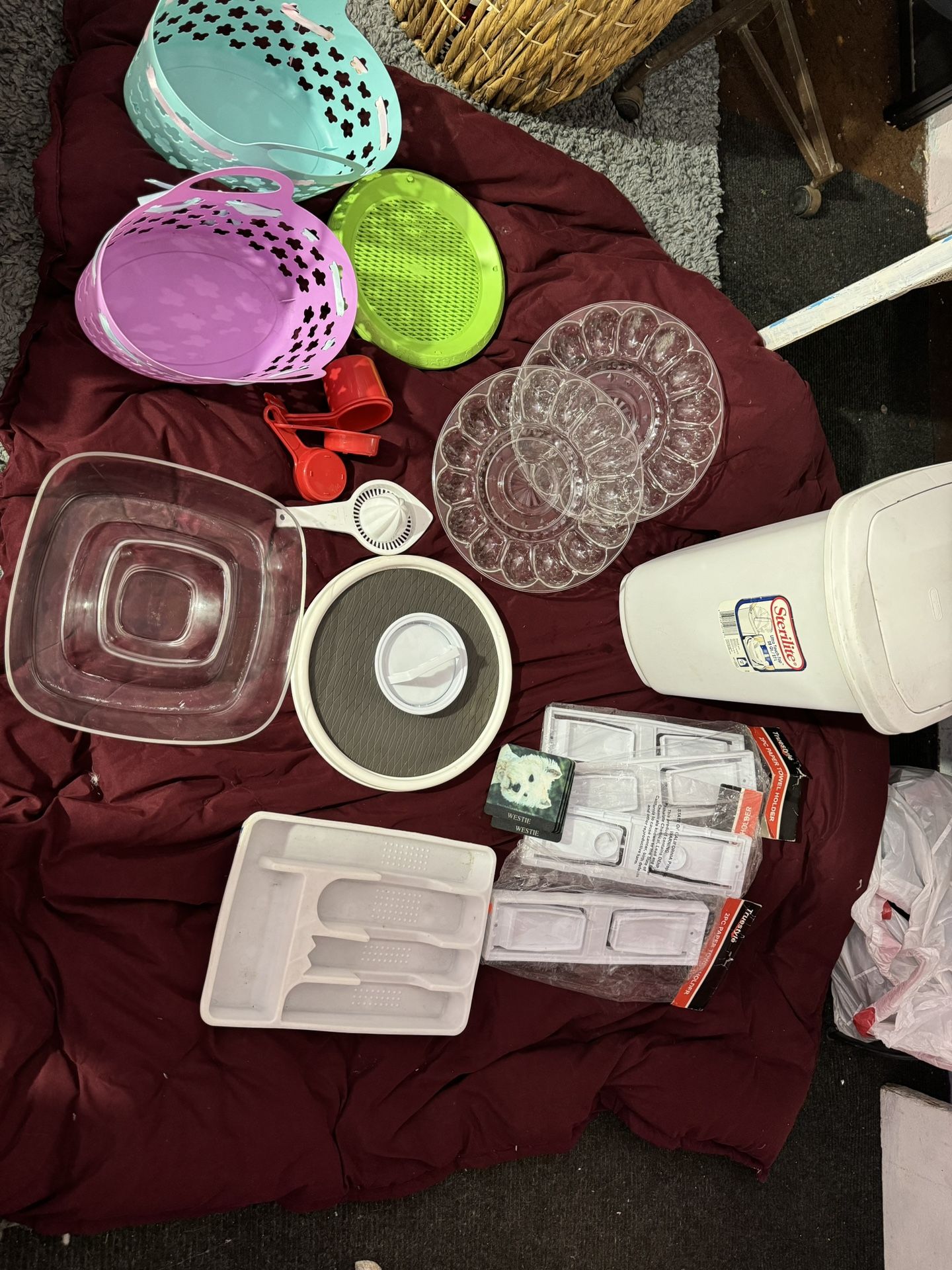 Plastic kitchen stuff all five dollars everything