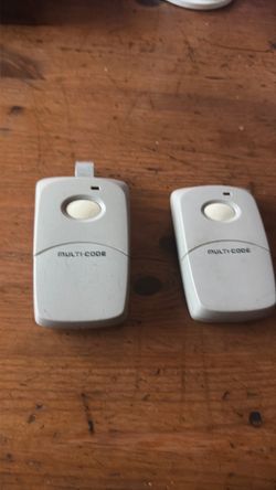 Multi-Code Garage Door Remotes – Lot of 2
