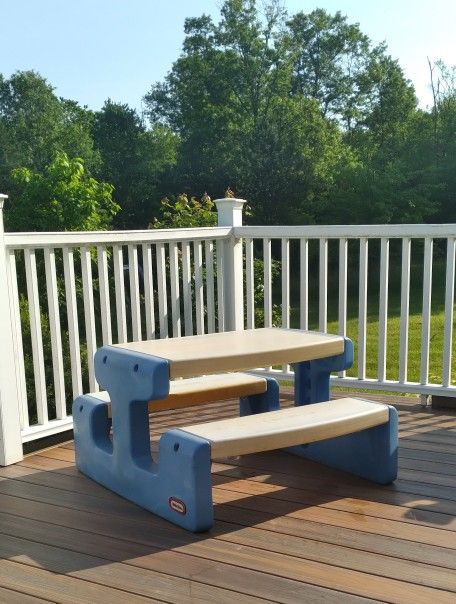 Little Tikes Picnic Table