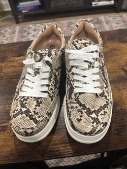 Bella~vita sneakers