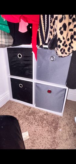 Storage cube dresser