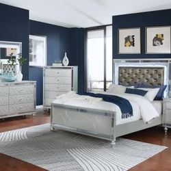 Four Piece Queen Bedroom Set Queen Bed Frame Dresser Mirror And Nightstand