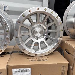 17x9 arena ammo silver machine 6x139.7 new! We finance! Financiamos!