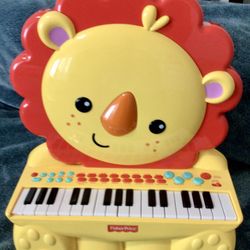 Fisher Price Lion piano 32 Keys Keyboard Animal Musical Sounds