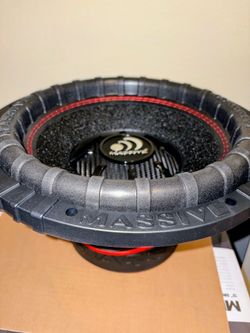 Brand new 12 inch subwoofer dual 4 ohm and vented box
