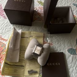 Gucci men’s Watch 