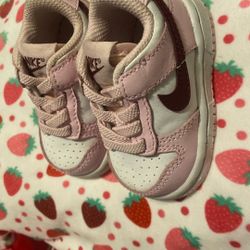 baby nike shoes