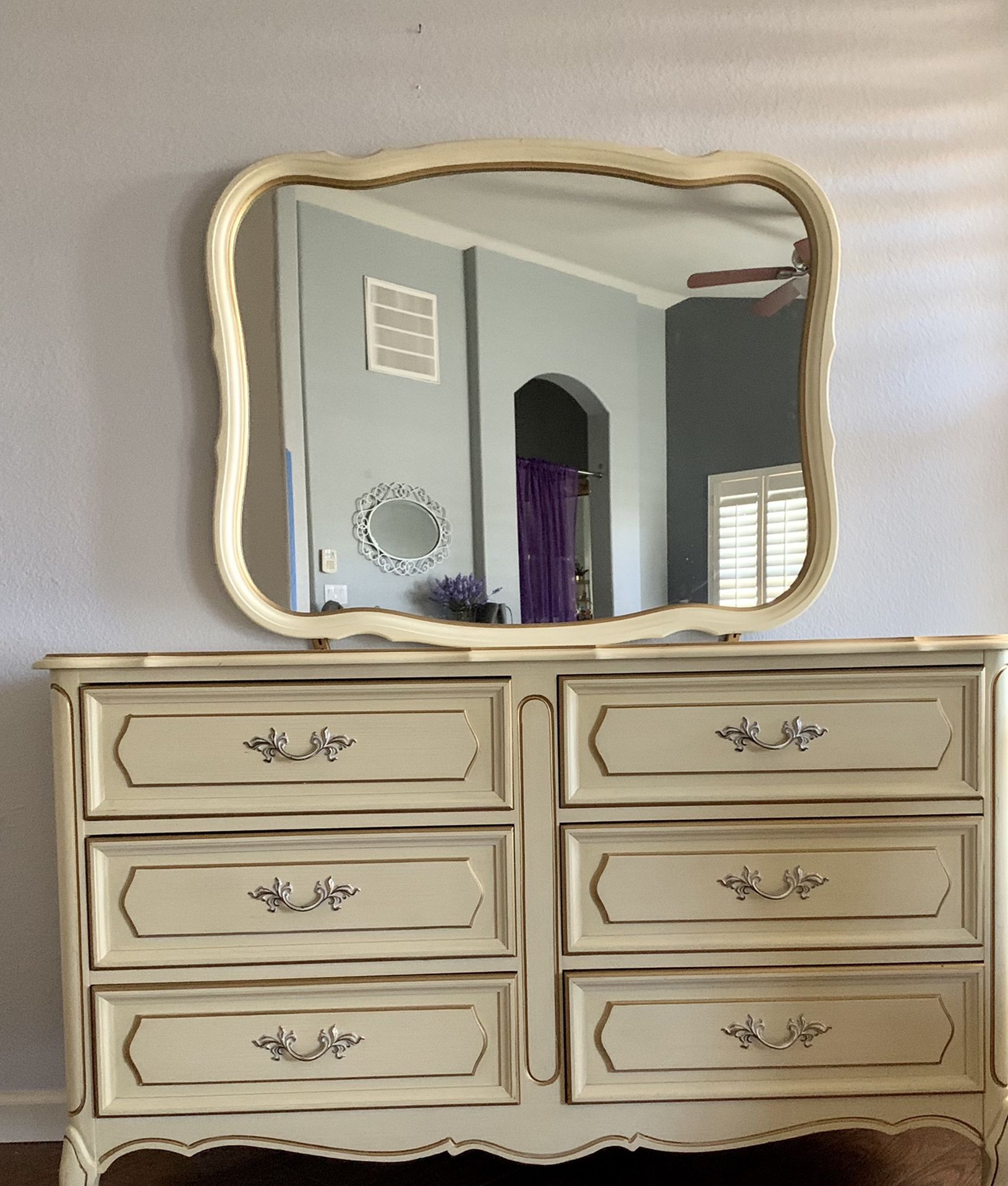Vintage Girls French Provincial Bedroom dresser Mirror 