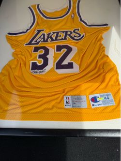 Magic Johnson / Larry bird Signed jerseys