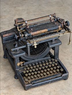Antique Remington Typewriter #10