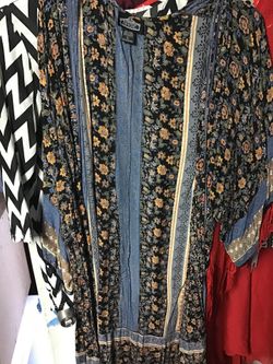 Angie long short sleeve cardigan, lightweight, size large , floral , blue yellow and orange