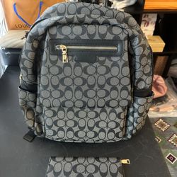 backpack With Wallet Seat 
