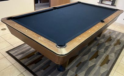 8FT Pool Table - Delivery/Setup first floor included, any color felt included