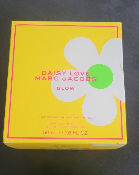 Dasiy Love Marc Jacob's