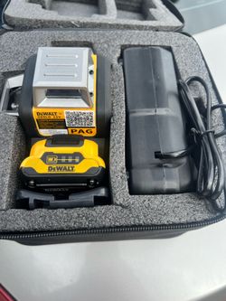 DEWALT self-leveling laser