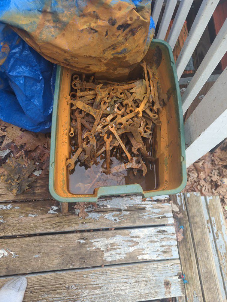 Large Bucket Of Rusty Wrenches About 100 Lb Worth