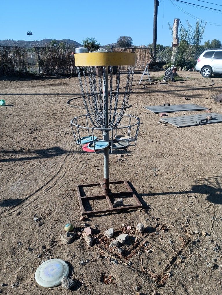FRISBEE GOLF CATCHER