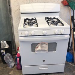 GE stove 