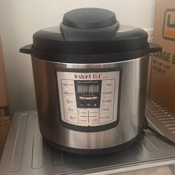 Instant Pot Pressure Cooker