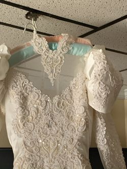 Demetrios vintage Wedding dress small size Make an Offer