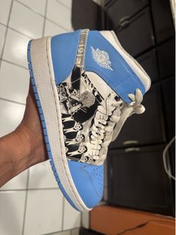Nike Air Jordan 1 Mid Sneakers