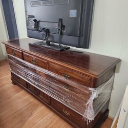 Wood Dresser (Read Full Description) Size Listed