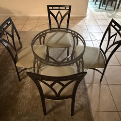 Round Glass Top Dining Table With 4 Chairs